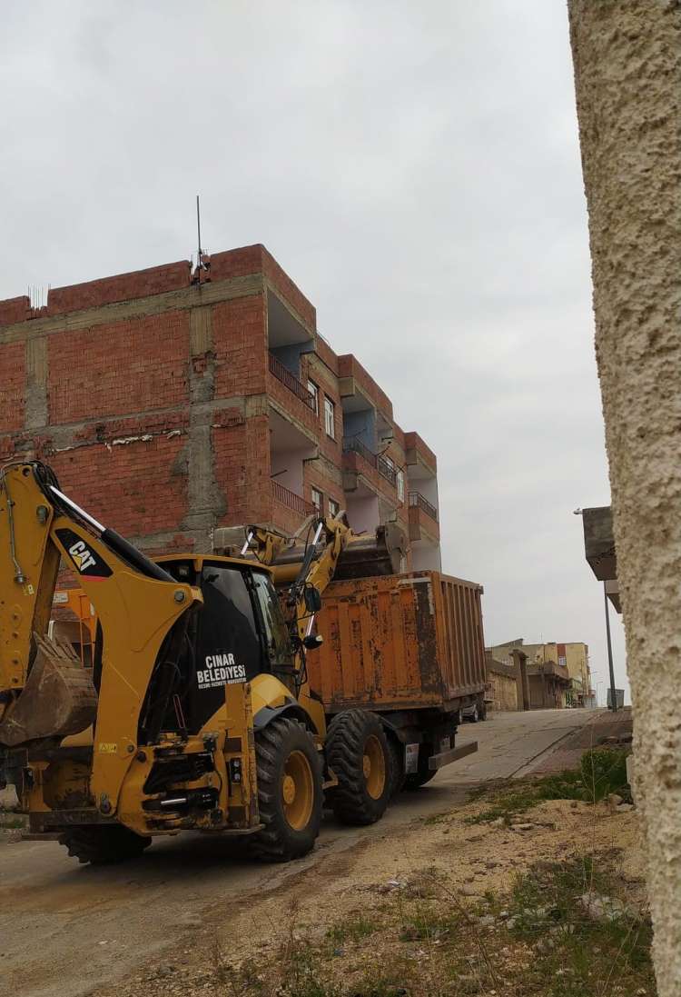 Moloz Atık Çalışmaları Devam Ediyor